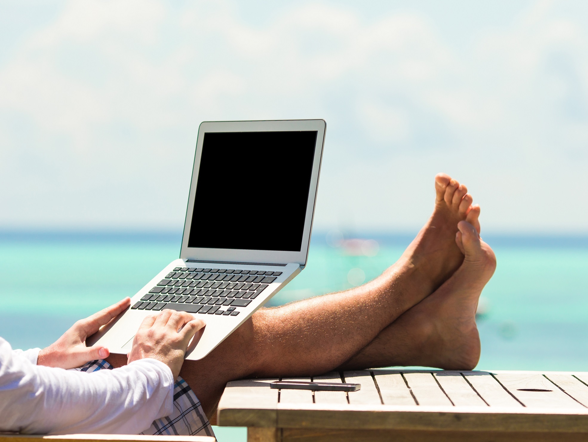 Как стать Digital Nomad, путешествовать круглый год и зарабатывать деньги в интернете
